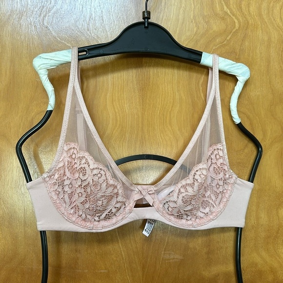 💖 Victoria’s Secret Body by Victoria Unlined Demi Bra - Picture 1 of 5